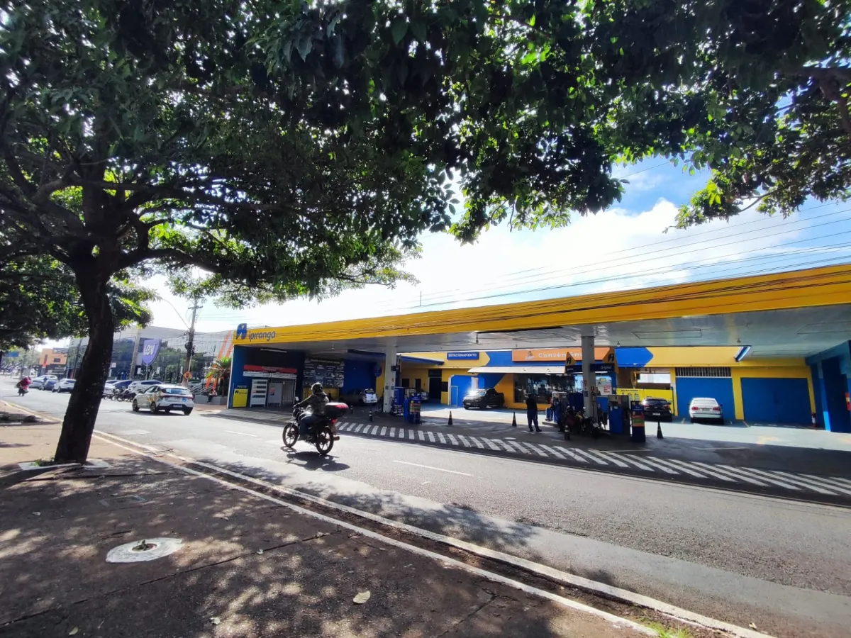 Terreno comercial para venda em Estação , 1,923m²