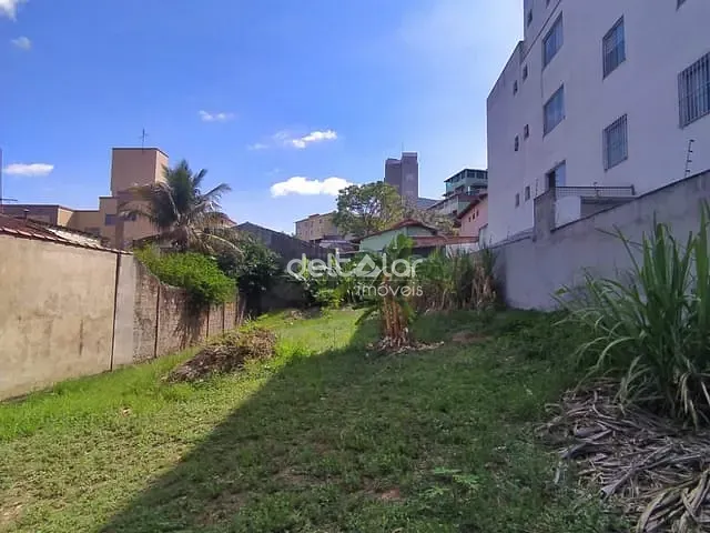 Terreno com 375m², à venda, no bairro Heliópolis em Belo Horizonte