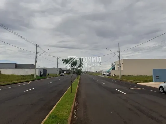Terreno com 314m², à venda, no bairro Conjunto Margarida Rosa de Azevedo em Uberaba