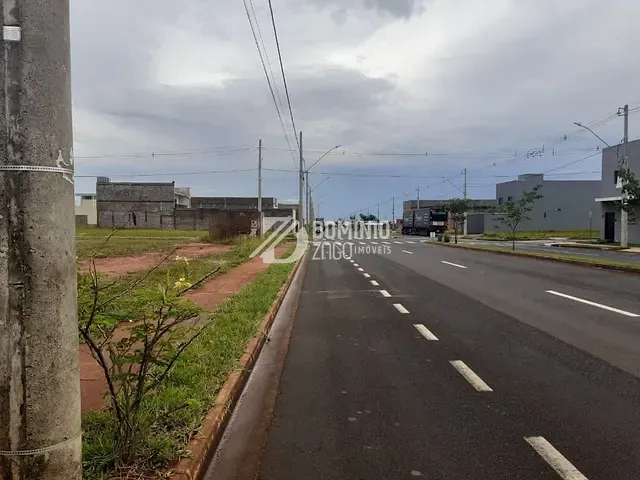 Terreno com 314m², à venda, no bairro Conjunto Margarida Rosa de Azevedo em Uberaba