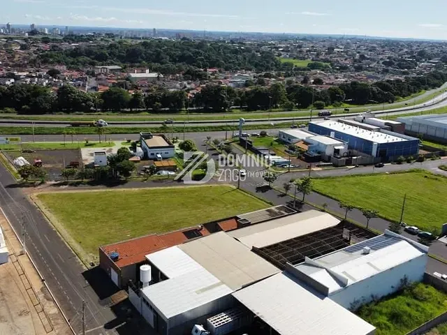 Terreno com 314m², à venda, no bairro Conjunto Margarida Rosa de Azevedo em Uberaba