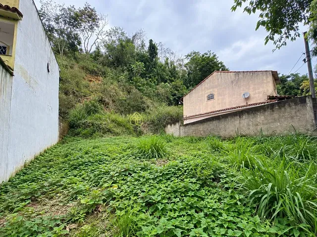 Terreno com 540m², à venda, no bairro Centro em Barra Mansa