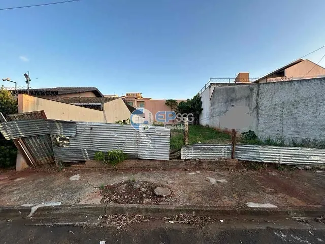 Terreno com 275m², à venda, no bairro Jardim Brasília em Londrina