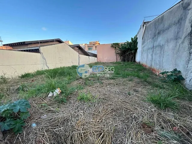 Terreno com 275m², à venda, no bairro Jardim Brasília em Londrina