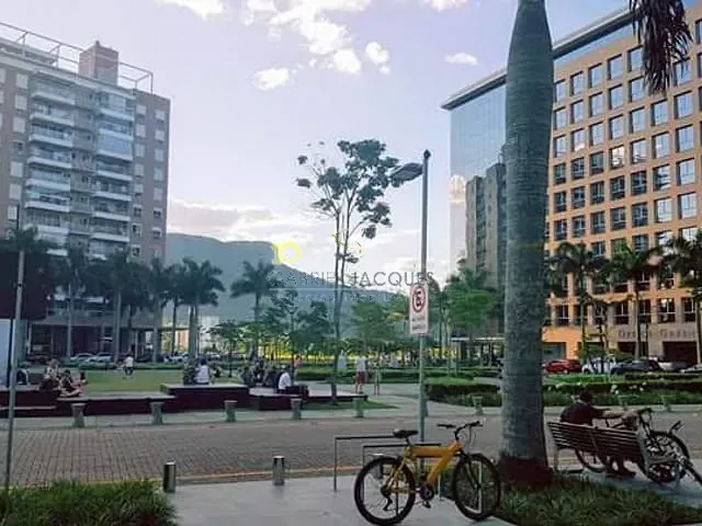 Terreno com 576m², à venda, no bairro Pedra Branca em Palhoça