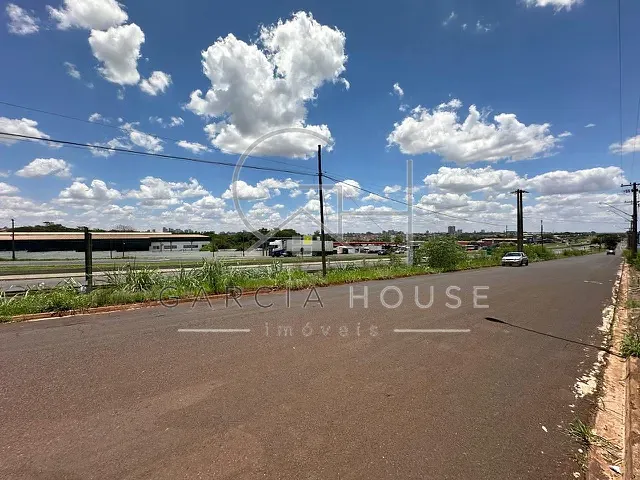 Terreno com 42576m², à venda, no bairro Ribeirão com Cravinhos  em Sumaré