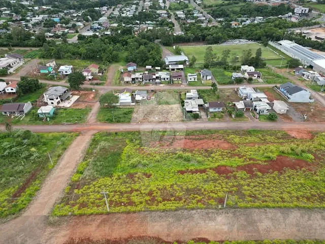 Terreno com 300m², à venda, no bairro Canabarro em Teutônia