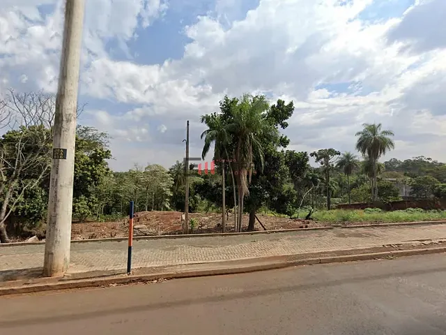 Terreno com 6435m², à venda, no bairro Parque Jamaica em Londrina