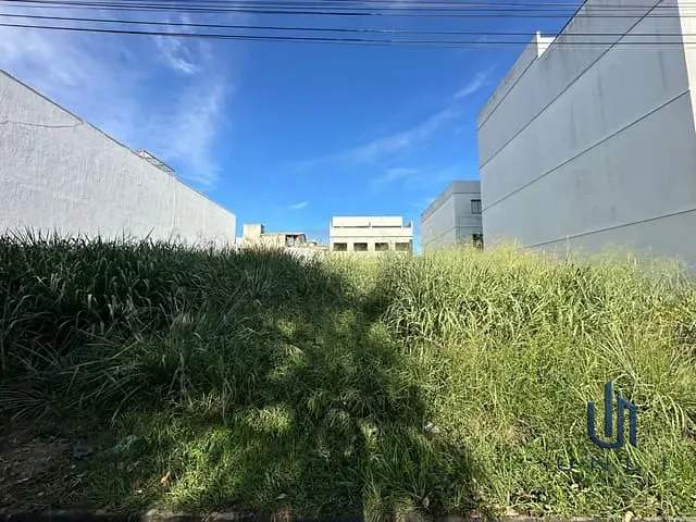 Terreno com 402m², à venda, no bairro Jardim Amália em Volta Redonda