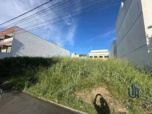 Terreno com 402m², à venda, no bairro Jardim Amália em Volta Redonda