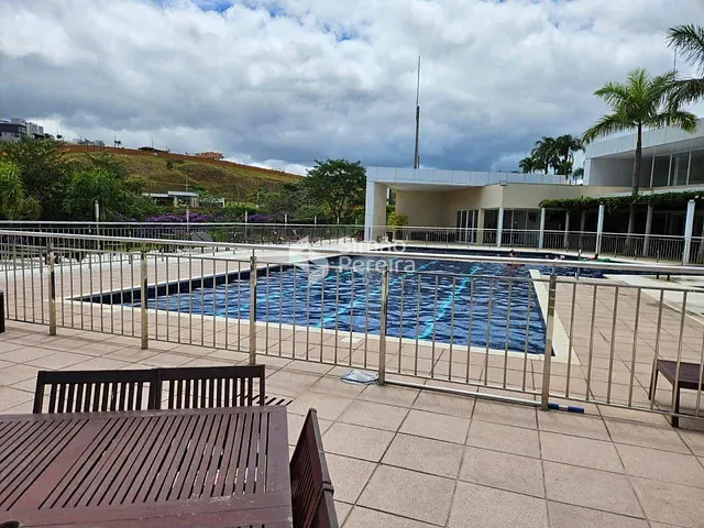 Terreno com 465m², à venda, no bairro São Pedro em Juiz de Fora