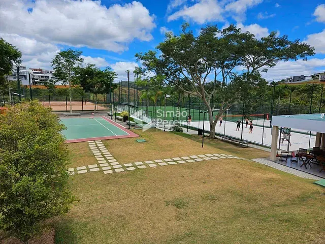 Terreno com 465m², à venda, no bairro São Pedro em Juiz de Fora