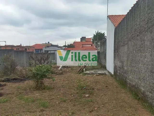 Terreno com 450m², à venda, no bairro Vila Áurea em Poá