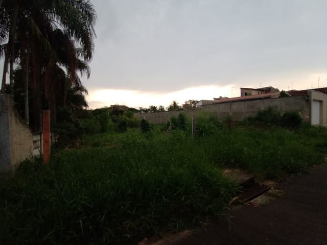 Terreno com 1000m², à venda, no bairro Solário da Mantiqueira em São João da Boa Vista