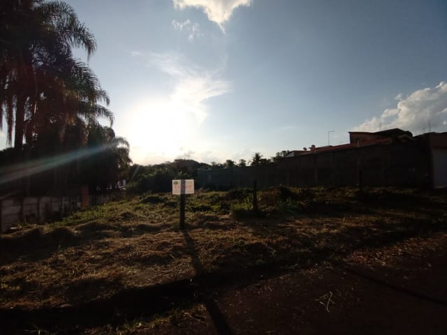 Terreno com 1000m², à venda, no bairro Solário da Mantiqueira em São João da Boa Vista