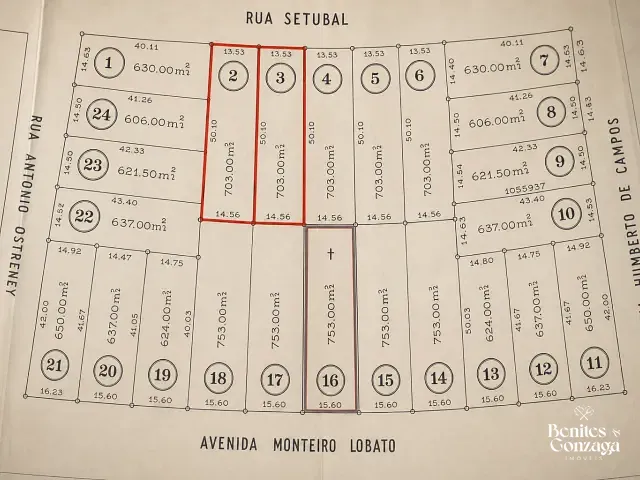 Terreno com 703m², à venda, no bairro Zona 08 em Maringá