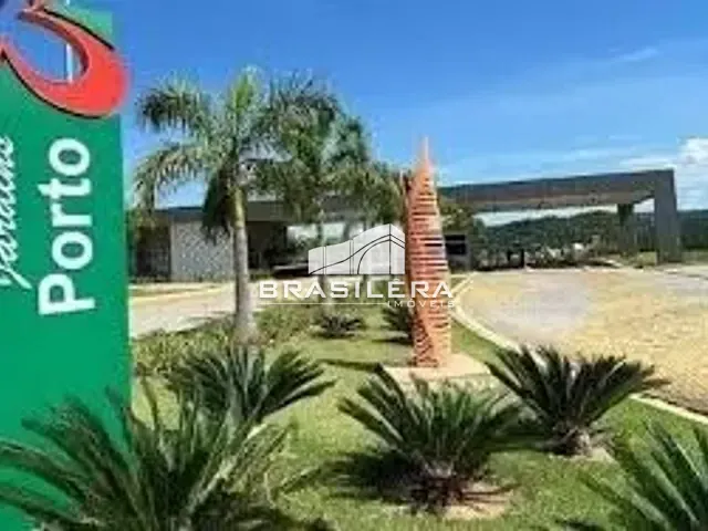 Terreno com 313m², à venda, no bairro Jardins Porto em Senador Canedo