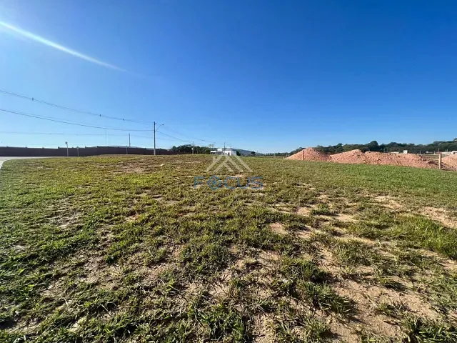 Terreno com 597m², à venda, no bairro Residencial Vila Verde em Itupeva