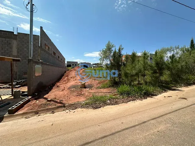 Terreno com 600m², à venda, no bairro Loteamento Mega Centro Empresarial em Bragança Paulista