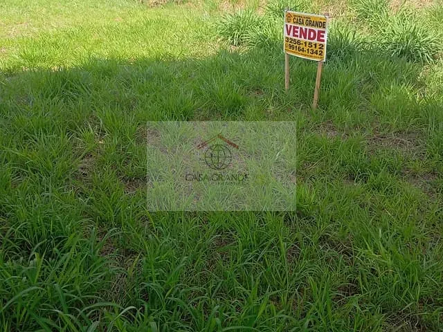 Terreno com 300m², à venda, no bairro Centro em Rolândia