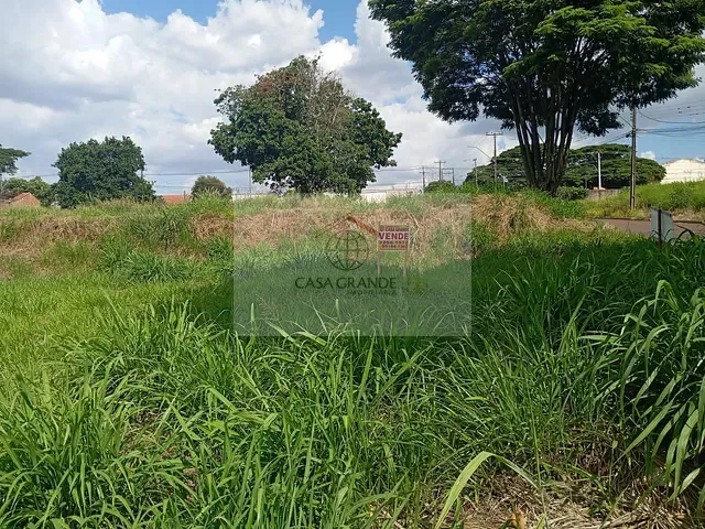 Terreno com 300m², à venda, no bairro Centro em Rolândia