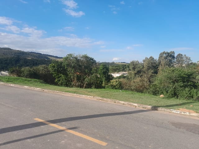 Terreno com 1650m², à venda, no bairro Observatório em Vinhedo