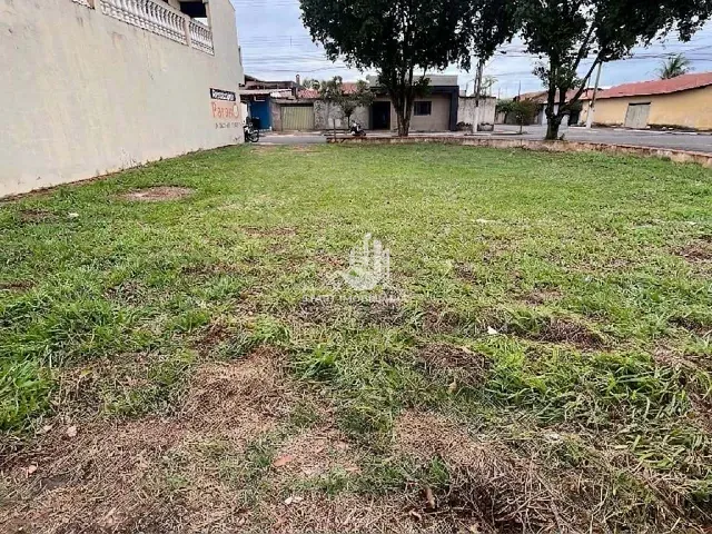 Terreno à venda, no bairro Jardim Paraíso em Pederneiras