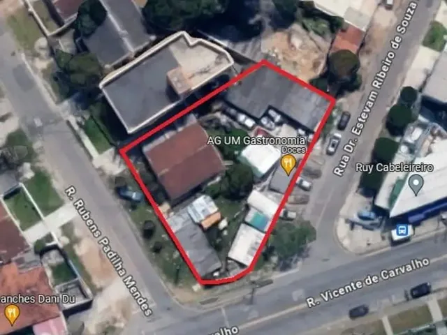 Terreno à venda, no bairro Cajuru em Curitiba