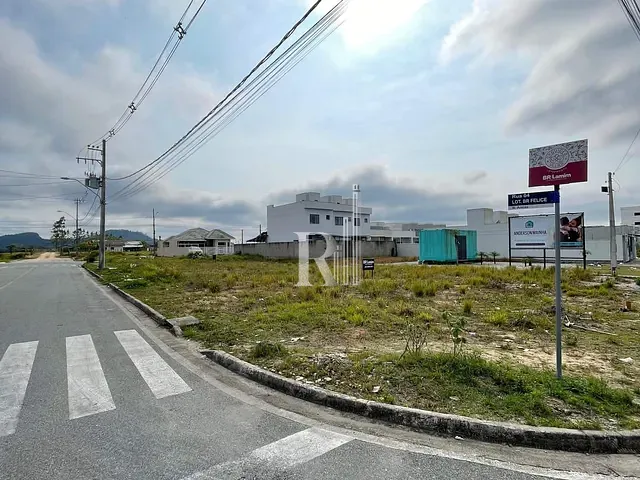 Terreno com 460m², à venda, no bairro Areias em Tijucas