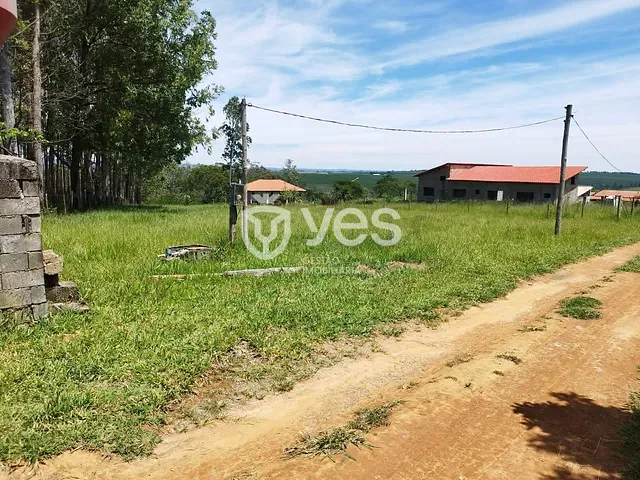 Terreno com 1000m², à venda, no bairro Centro em Araxá