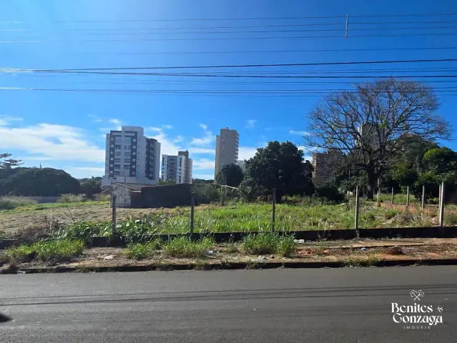 Terreno com 420m², à venda, no bairro Jardim Aclimação em Maringá
