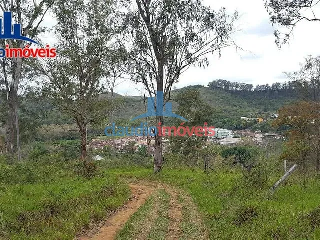 Terreno à venda, no bairro Colônia Santo Antônio em Barra Mansa