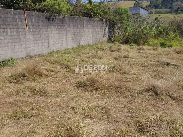 Terreno com 900m², à venda, no bairro Chácaras Poços de Caldas em Poços de Caldas