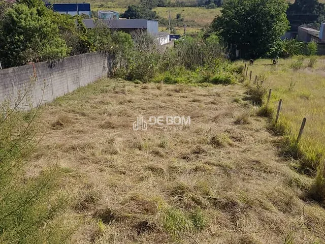 Terreno com 900m², à venda, no bairro Chácaras Poços de Caldas em Poços de Caldas