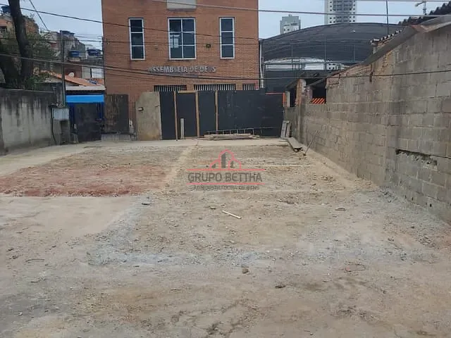 Terreno com 200m², à venda, no bairro Jardim Iracema/Aldeia em Barueri