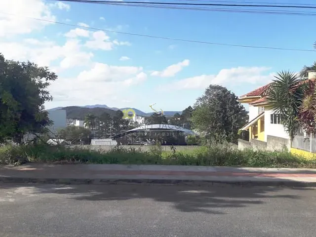 Terreno com 450m², à venda, no bairro Pedra Branca em Palhoça