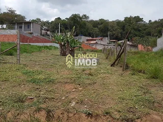 Terreno com 400m², à venda, no bairro Conjunto Habitacional Nicola Tafarelo em Jarinu