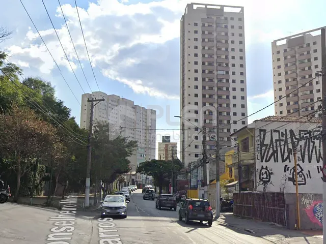 Terreno com 341m², à venda, no bairro Santana em São Paulo