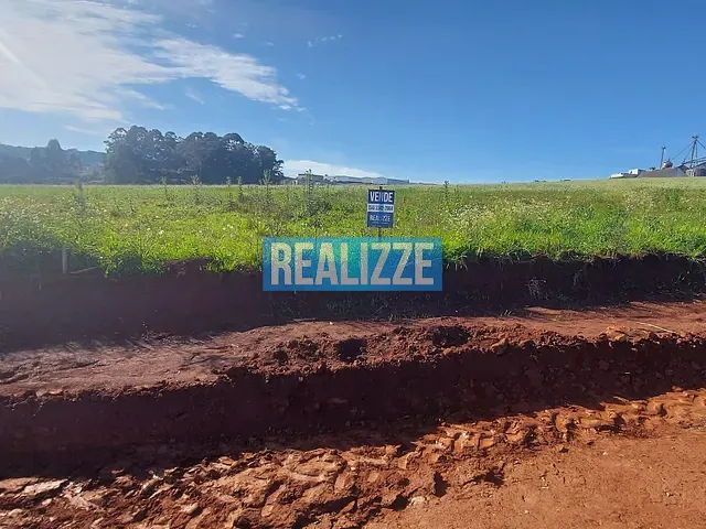Terreno com 300m², à venda, no bairro São Gabriel em Marau