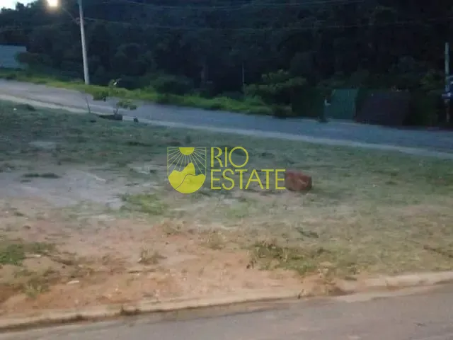 Terreno com 292m², à venda, no bairro Centro em Pinheiral