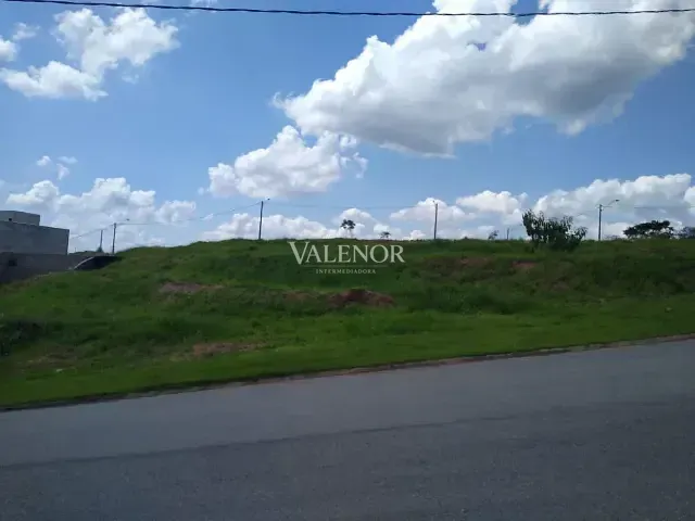 Terreno com 506m², à venda, no bairro Loteamento Residencial e Comercial Horto Florestal em Jundiaí