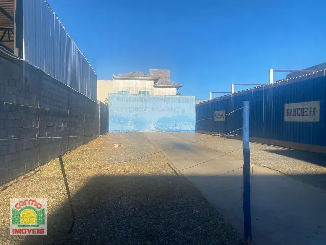 Terreno com 360m², à venda, no bairro Itamaraty em Anápolis