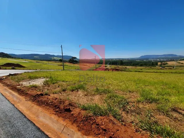 Terreno com 420m², à venda, no bairro Centro em Analândia