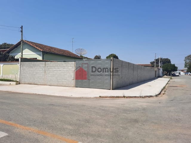 Terreno com 320m², à venda, no bairro Cidade Nova em Pindamonhangaba