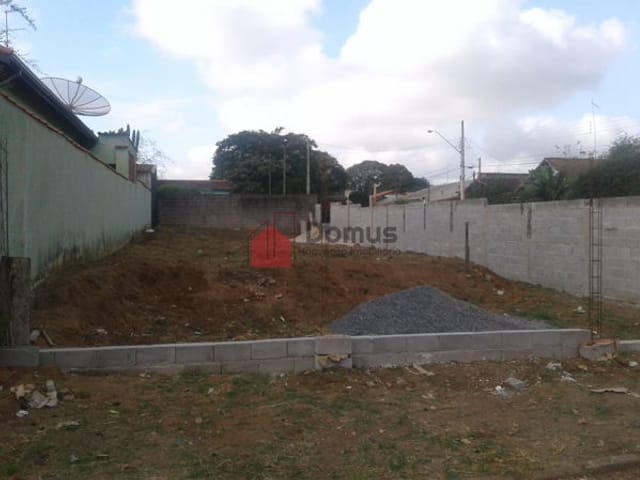 Terreno com 320m², à venda, no bairro Cidade Nova em Pindamonhangaba