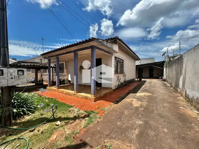 Terreno com 600m², à venda, no bairro Centro em Rolândia