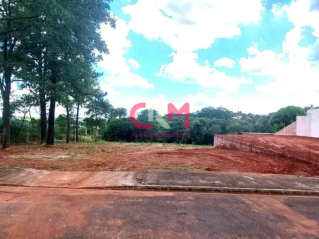 Terreno com 663m², à venda, no bairro Portal Itamaracá em Taquaritinga