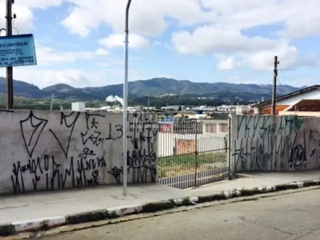 Terreno com 1500m², à venda, no bairro Jundiapeba em Mogi das Cruzes