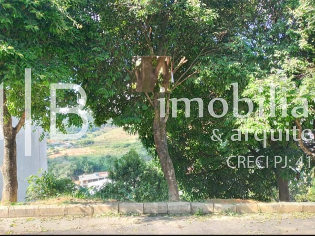 Terreno com 200m², à venda, no bairro SÃO PEDRO em CATAGUASES