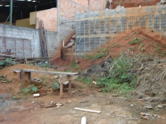 Terreno com 360m², à venda, no bairro Santa Cruz em Belo Horizonte